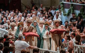 LA VESPRA EMOCIONA EN EL PRIMER DÍA GRANDE DEL MISTERI